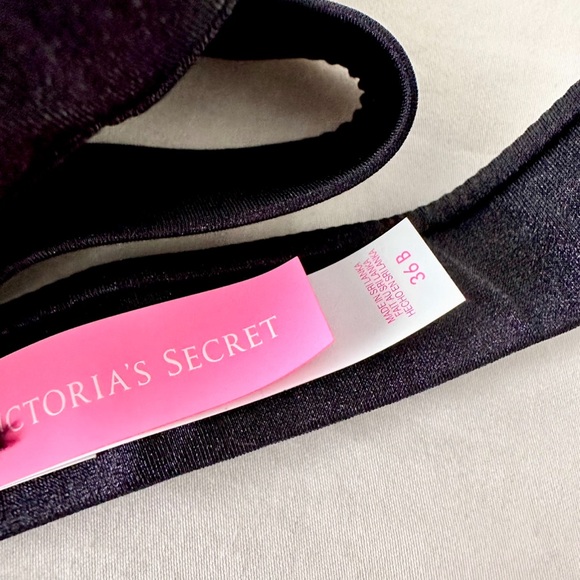 Victoria’s Secret Hottie Halter Top in black size 36B - Picture 4 of 8